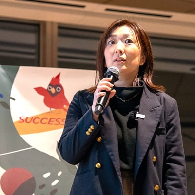 Cardi賞エントリー者として成果発表するベタープレイスの内谷氏（３）